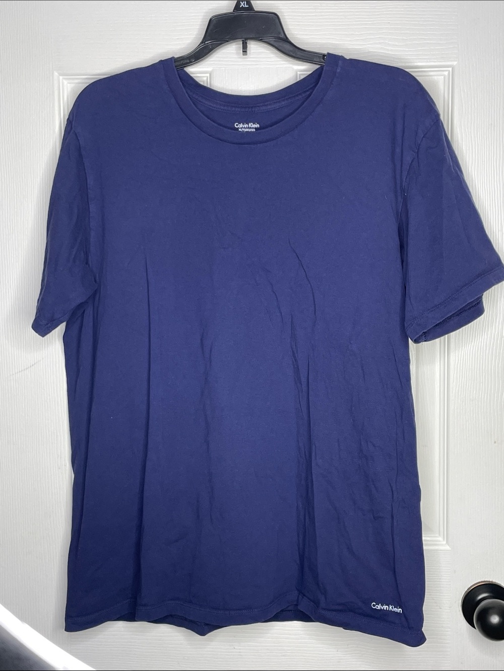 Calvin Klein Short Sleeve Crew Tee in Deep Navy. Size XL